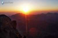Półwysep Synaj - wschód słońca na Górze Mojżesza