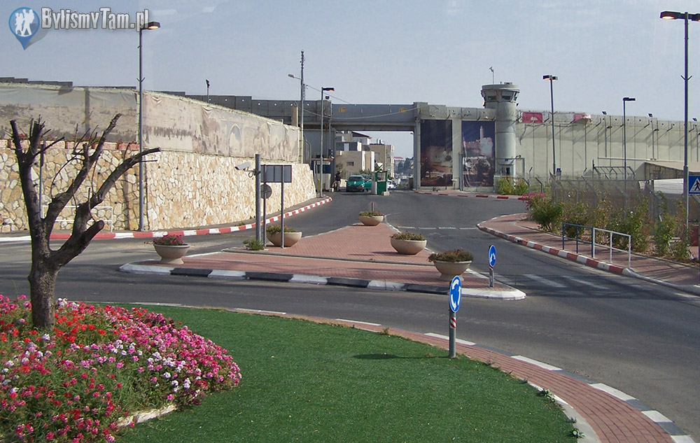 "Mur bezpieczeństwa / getta" - namacalny przykład "przyjaźni żydowsko-arabskiej".