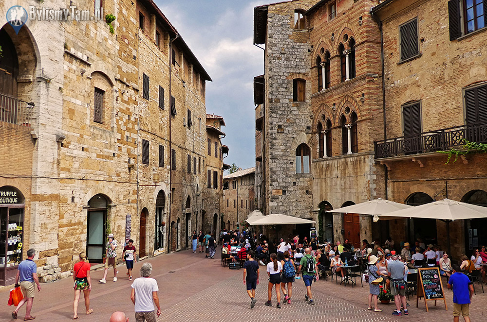 Toskania - San Gimignano - urokliwe uliczki
