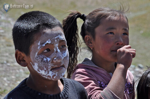 dzieci na Highway Pamir