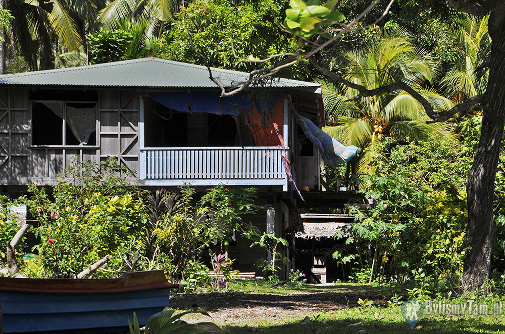 Typowy dom na Wyspach Salomona