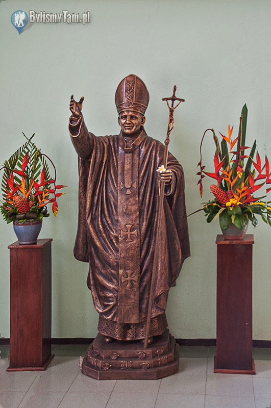 Pomnik Jana Pawła II - Port Moresby - Papua - Nowa Gwinea