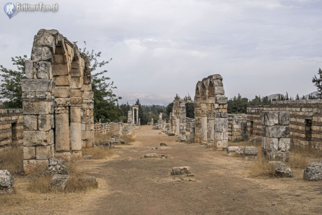 Andżar - Ruiny pałacu Umajjadów z VIII w.